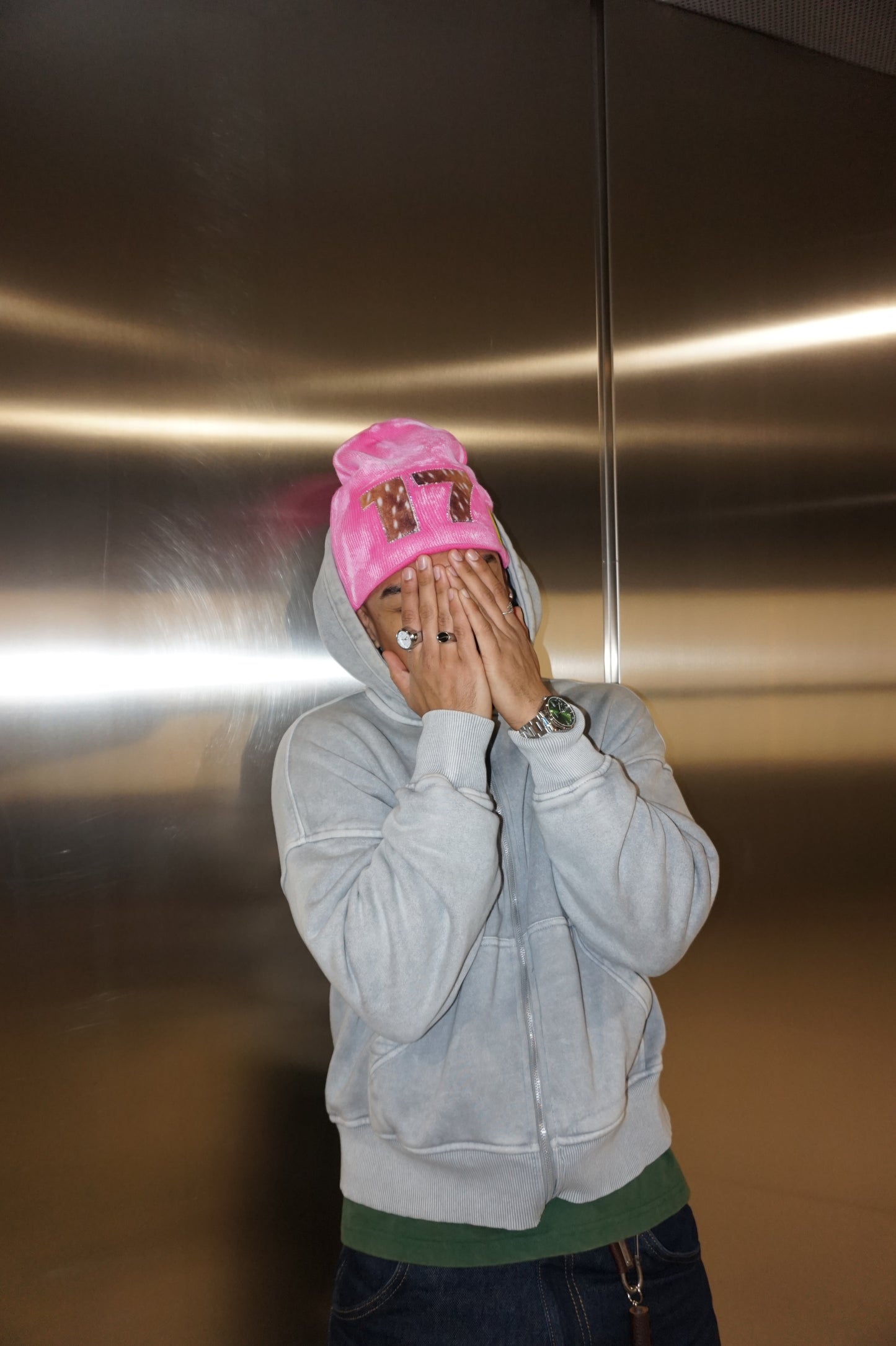 "SHIFT BEANIE"