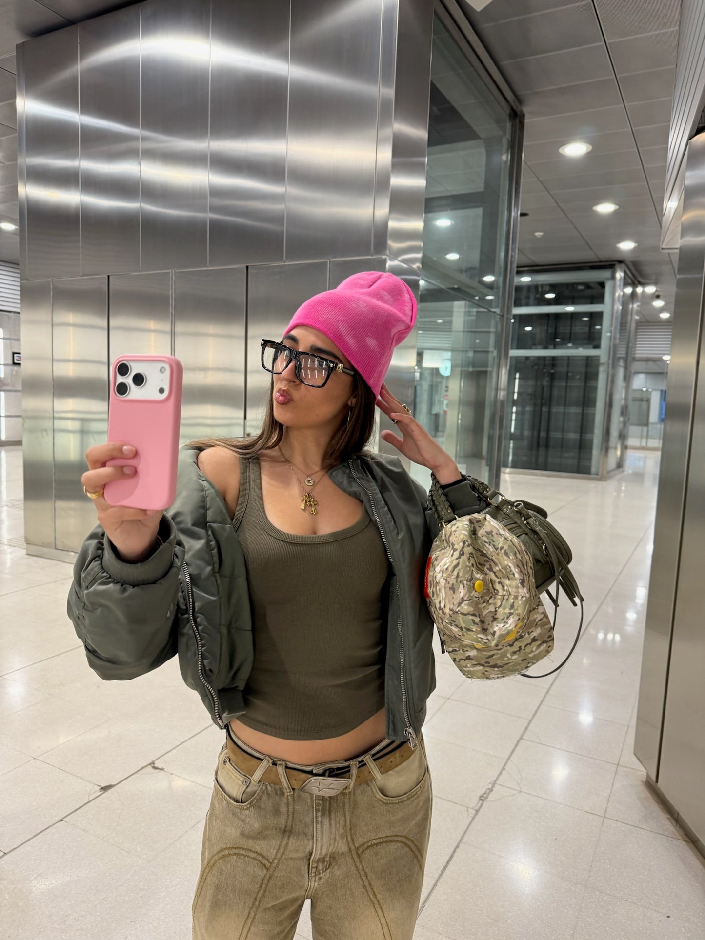 "SHIFT BEANIE"